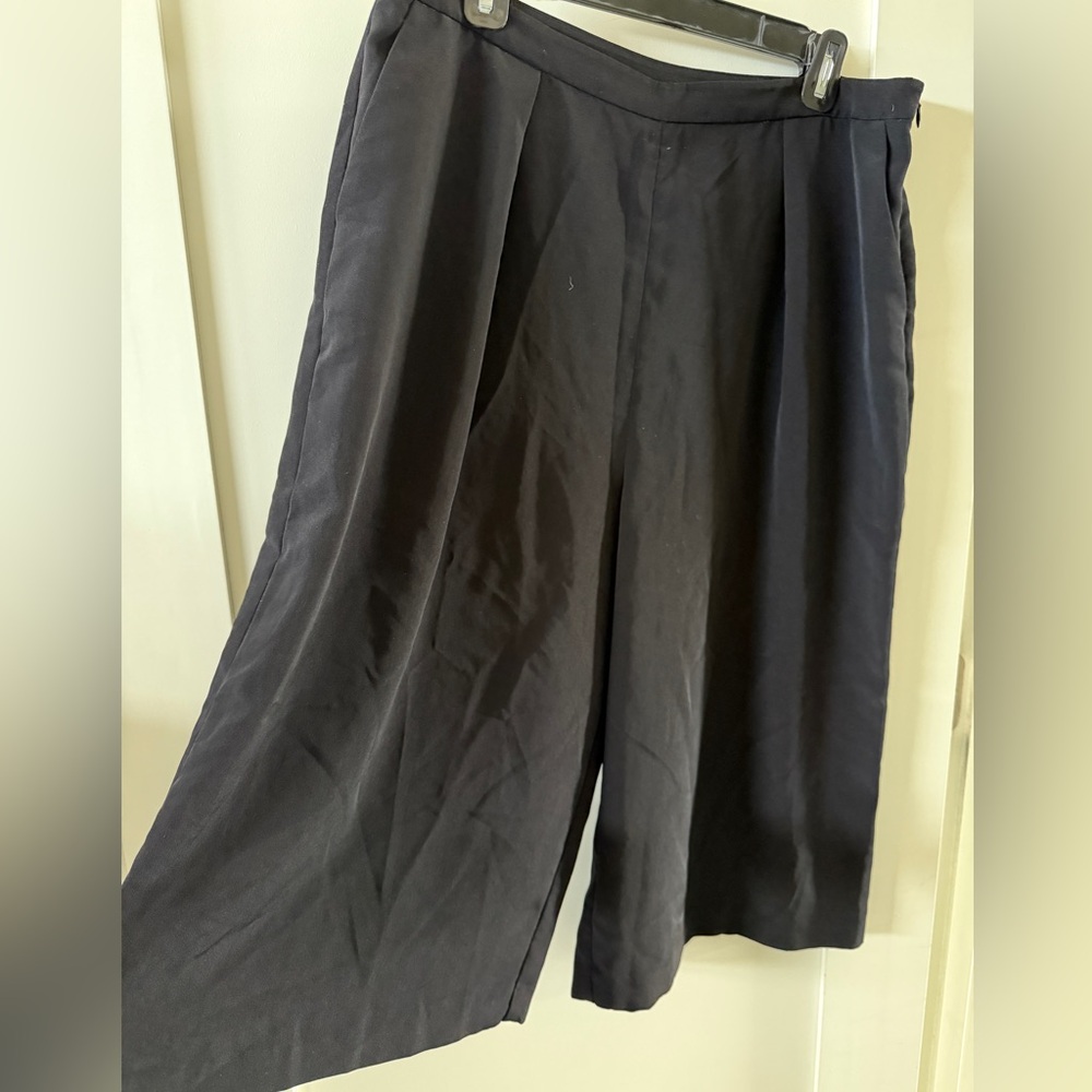 Black Culottes, Size 12 by Calvin Klein - Picture 4 of 6